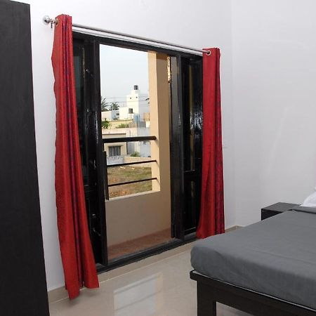 Varsha Enclave Serviced Apartment Májszúr Kültér fotó