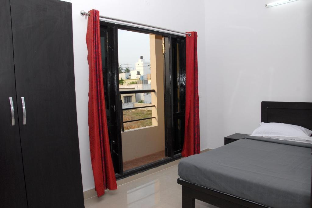 Varsha Enclave Serviced Apartment Májszúr Kültér fotó